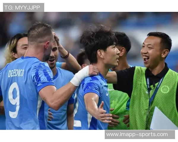 上海申花在中超第29轮以1-0小胜深圳新鹏城成功夺得重要三分